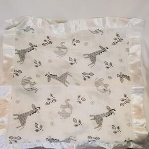Lulujo Gray White Elephant Giraffe Muslin Baby Blanket Satin Trim Lovey Security